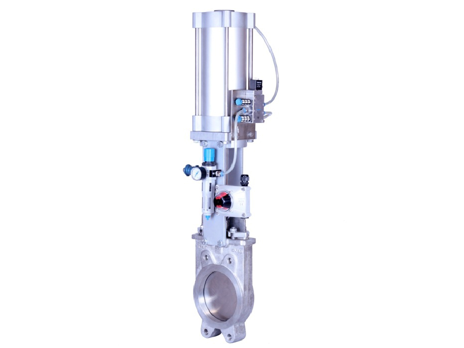 Gate valves knife type with pneumatic actuator